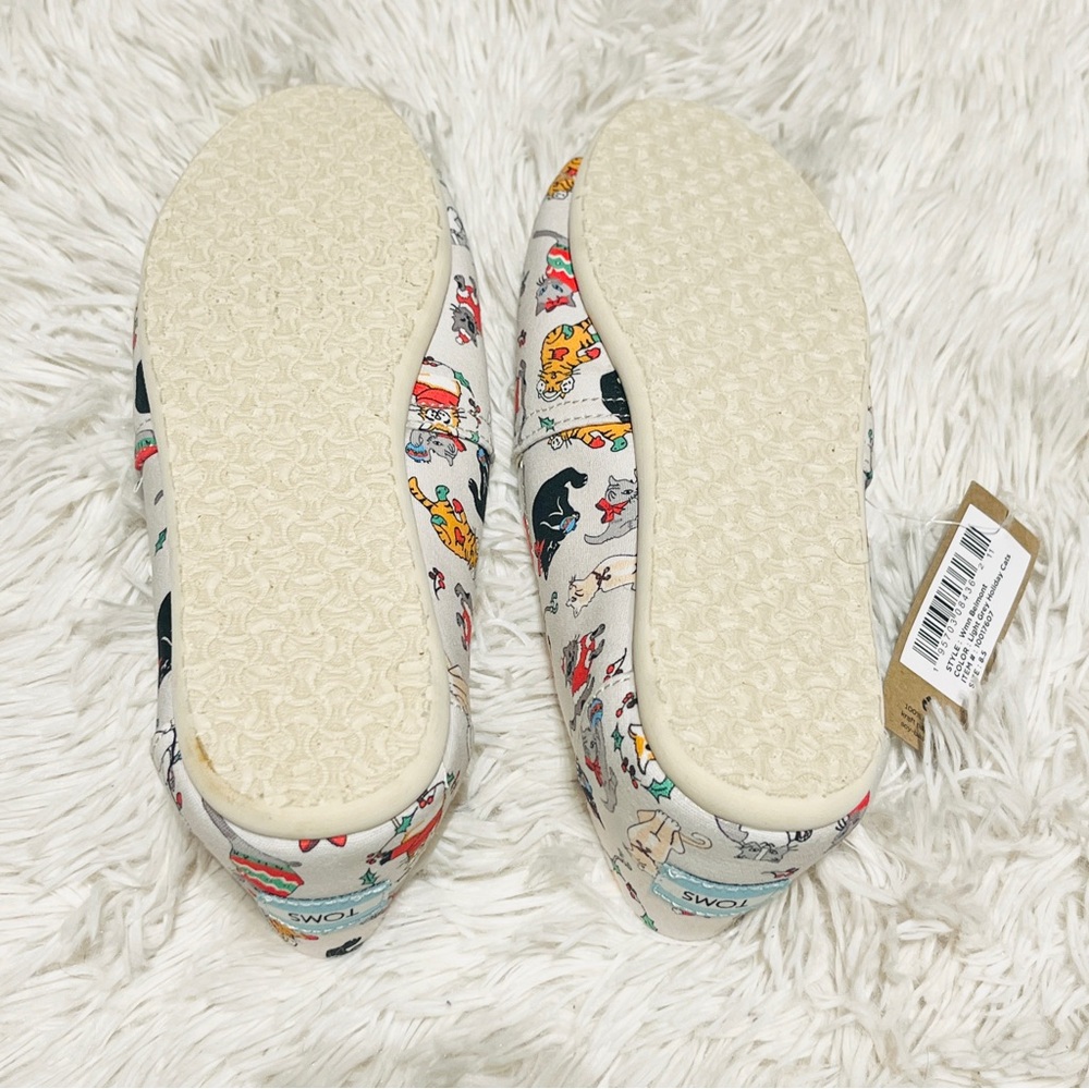 TOMS Christmas Cats Slip On Gray Belmont Shoes Holiday Espadrille Flats NWT - Picture 8 of 8